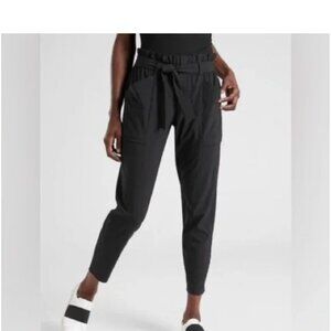 Athleta Skyline Pants size 4